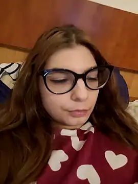 sweetbabygirlforyou online show from 2, 6, 2026