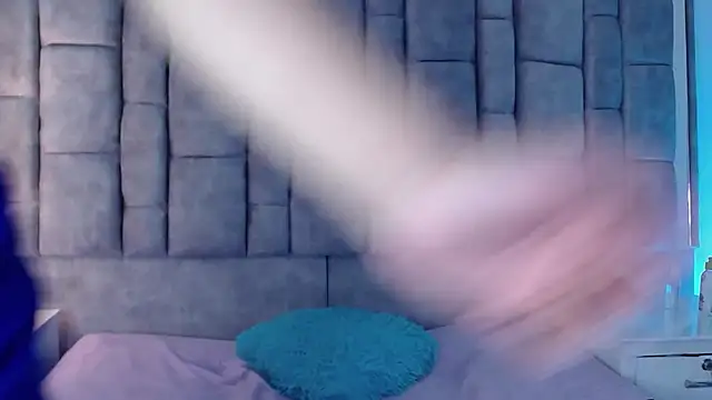 Soulmatesx online show from 11, 11, 2025