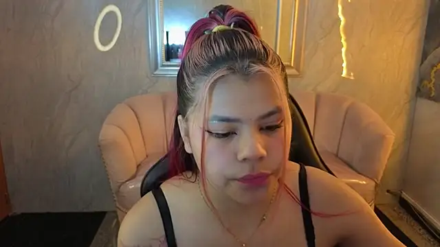 Little cherry b online show from 12, 11, 2025