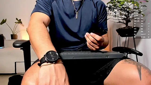 Snapshot of IamKael_ chatting on 5, 2, 2026 IamKael online show from 5, 2, 2026