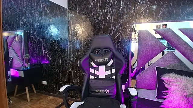 LaurenHazel online show from 21, 11, 2025