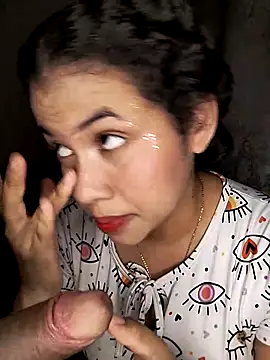 pretty eliza online show from 29, 10, 2025