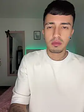 BIJOU SECRET online show from 28, 5, 2026