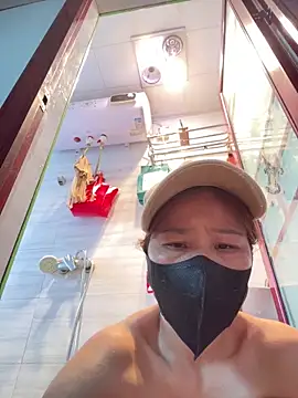 Zuzu-6 online show from 15, 4, 2026