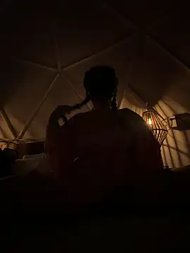 Nnicole1223 online show from 20, 12, 2025