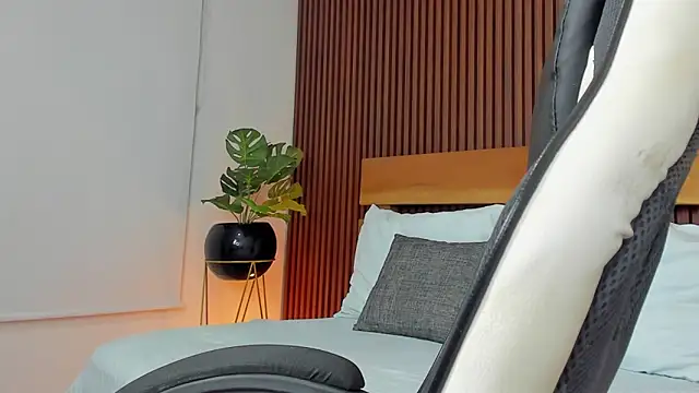 anastasia cortez  online show from 7, 11, 2025