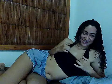 eleganceafterdark online show from 3, 11, 2025