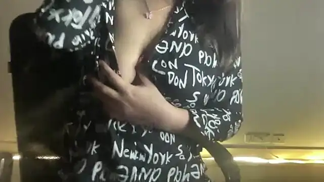 Naughty Mow online show from 1, 3, 2026