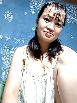 Snapshot of Noelle-e chatting on 1, 2, 2026 Noelle-e online show from 1, 2, 2026