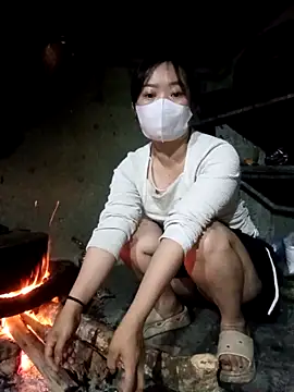 Phoena-a online show from 17, 2, 2026