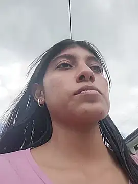 YeseniaRodriguez3 online show from 25, 11, 2025