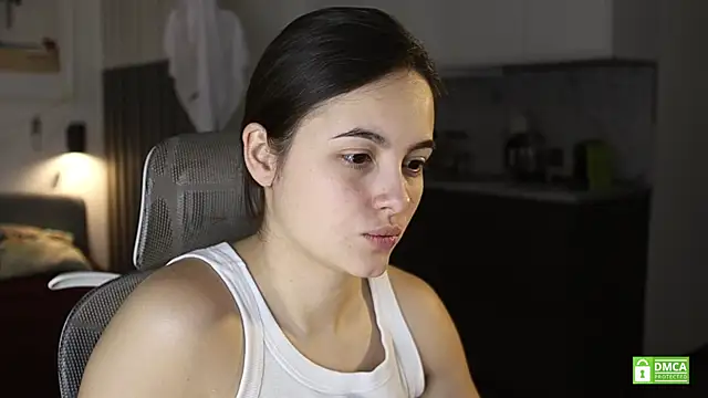 Snapshot of amelie_shine chatting on 2, 11, 2025 amelie shine online show from 2, 11, 2025