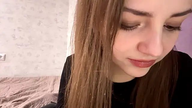 AliceStacy online show from 18, 11, 2025