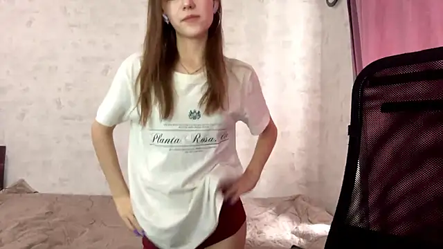 AliceStacy online show from 2, 11, 2025