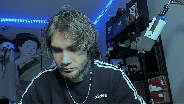 Snapshot of Go_V_Cs chatting on 8, 11, 2025 Go V Cs online show from 8, 11, 2025