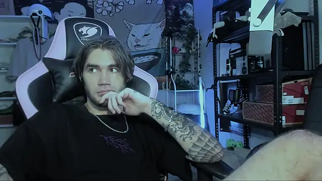 Snapshot of Go_V_Cs chatting on 5, 11, 2025 Go V Cs online show from 5, 11, 2025