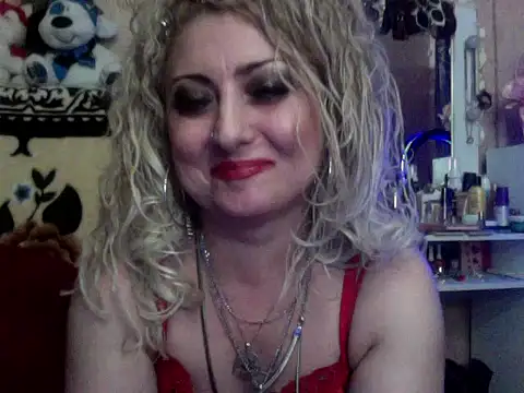 xHot Amazonq online show from 17, 11, 2025