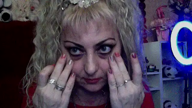 xHot Amazonq online show from 2, 2, 2026