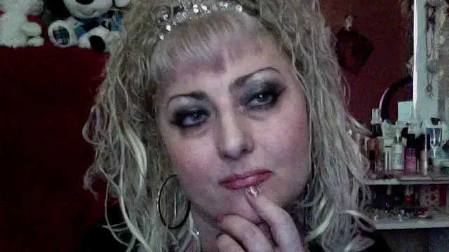 xHot Amazonq online show from 14, 2, 2026