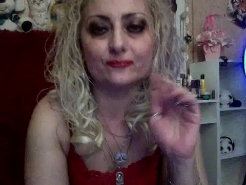 xHot Amazonq online show from 7, 11, 2025