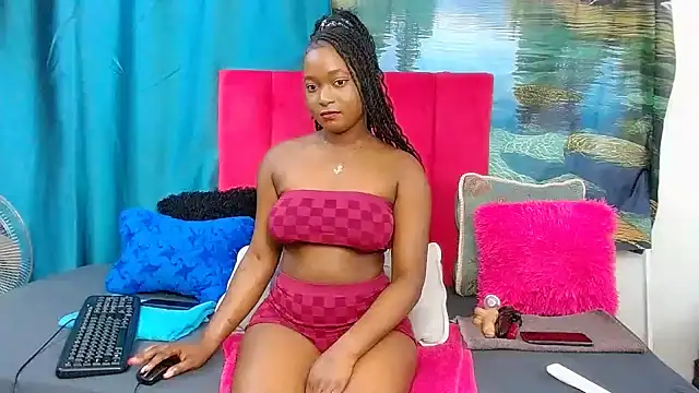 Lisa-001 online show from 11, 4, 2026