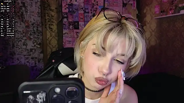 Snapshot of MissMorganMoon chatting on 9, 2, 2026 MissMorganMoon online show from 9, 2, 2026