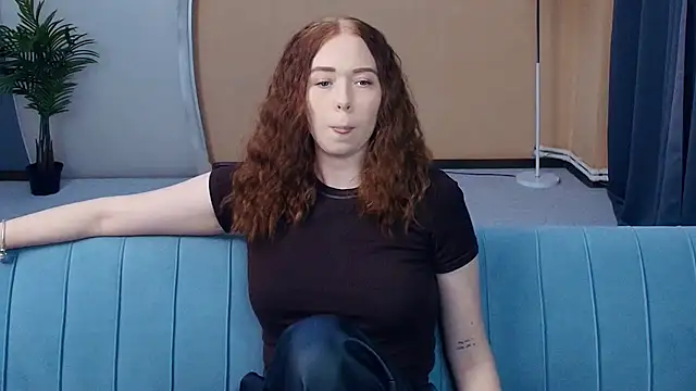 Snapshot of AddieOsler chatting on 18, 7, 2026 AddieOsler online show from 18, 7, 2026