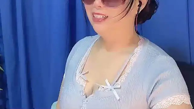 yaoyao22678 online show from 20, 12, 2025