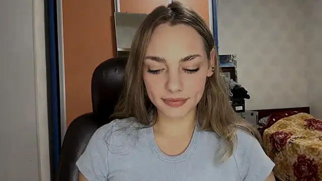 IlanaLafferty online show from 26, 11, 2025