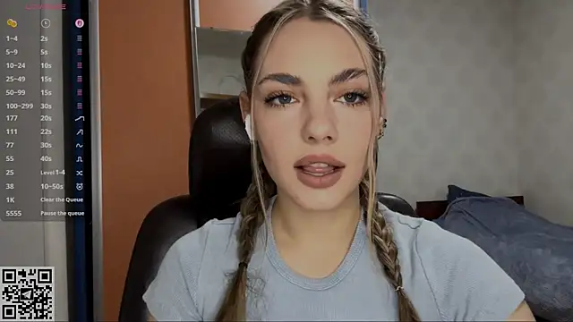 IlanaLafferty online show from 22, 12, 2025