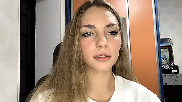 IlanaLafferty online show from 13, 11, 2025