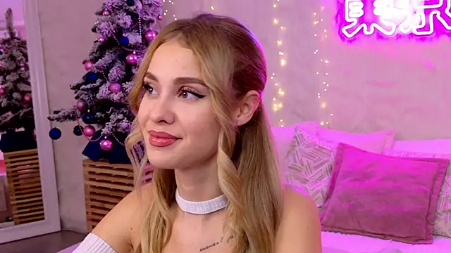 Rose Masson online show from 28, 11, 2025