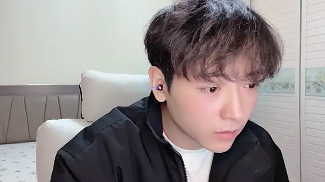 xiaoxiao1025 online show from 18, 11, 2025