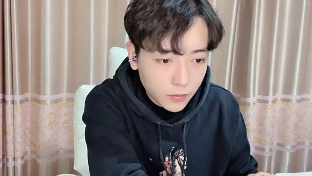 xiaoxiao1025 online show from 6, 11, 2025