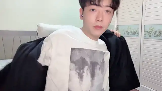 xiaoxiao1025 online show from 10, 11, 2025