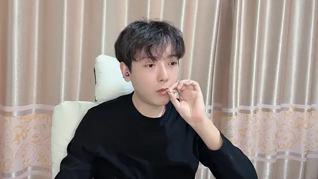 xiaoxiao1025 online show from 28, 10, 2025