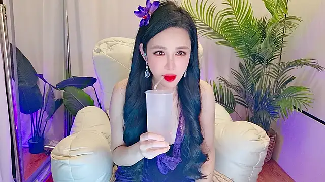 Vv123668 online show from 10, 11, 2025