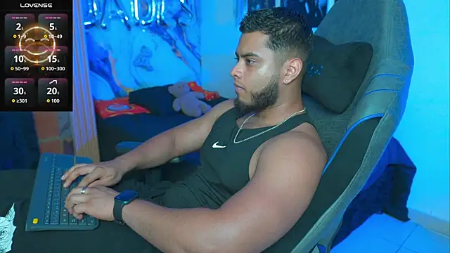 Tiler wolker online show from 4, 4, 2026