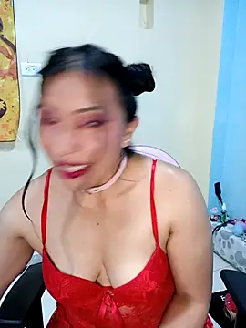 Esmeralda 546 online show from 15, 12, 2025