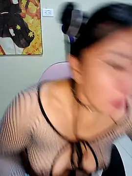 Esmeralda 546 online show from 24, 11, 2025