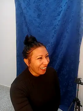 Esmeralda 546 online show from 13, 1, 2026