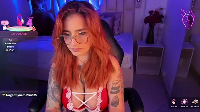 Snapshot of catalehia_moonlightt chatting on 6, 5, 2026 catalehia moonlightt online show from 6, 5, 2026