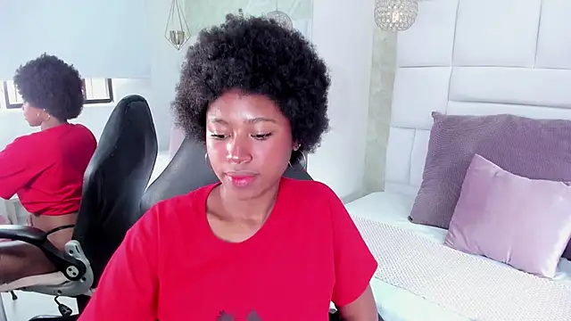 violeta ruizz online show from 24, 11, 2025