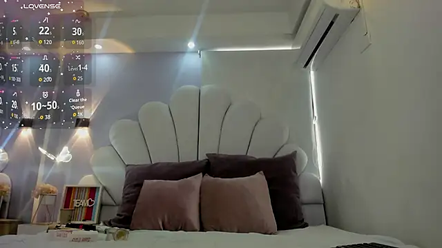 naomy sexy  online show from 31, 1, 2026