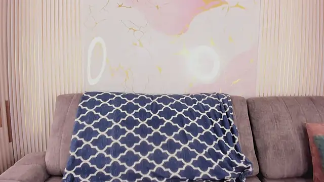 NhoanBrunette online show from 3, 3, 2026