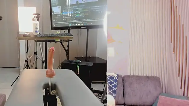 Snapshot of NhoanBrunette chatting on 1, 3, 2026 NhoanBrunette online show from 1, 3, 2026