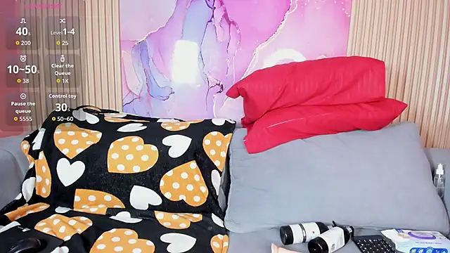 NhoanBrunette online show from 26, 11, 2025