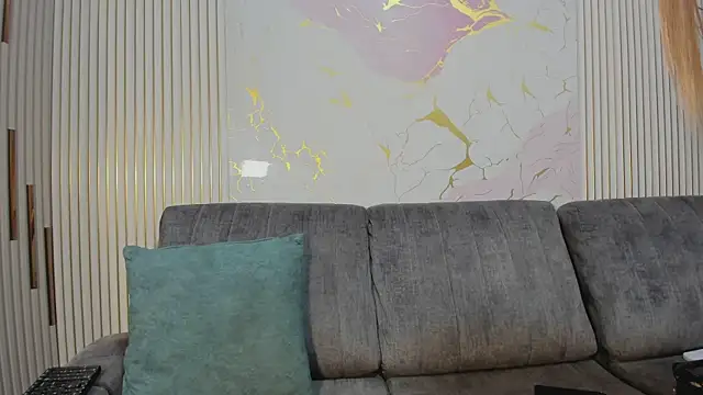 NhoanBrunette online show from 5, 6, 2026