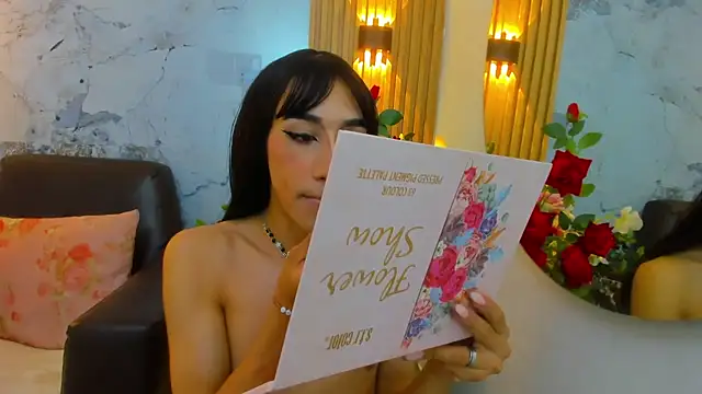 Nayla Monroee online show from 15, 11, 2025