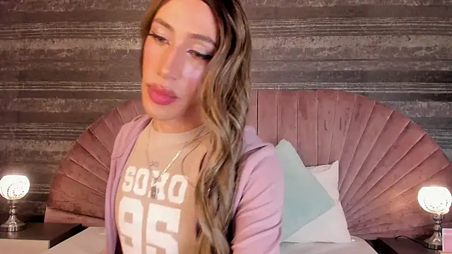 Nayla Monroee online show from 16, 7, 2026